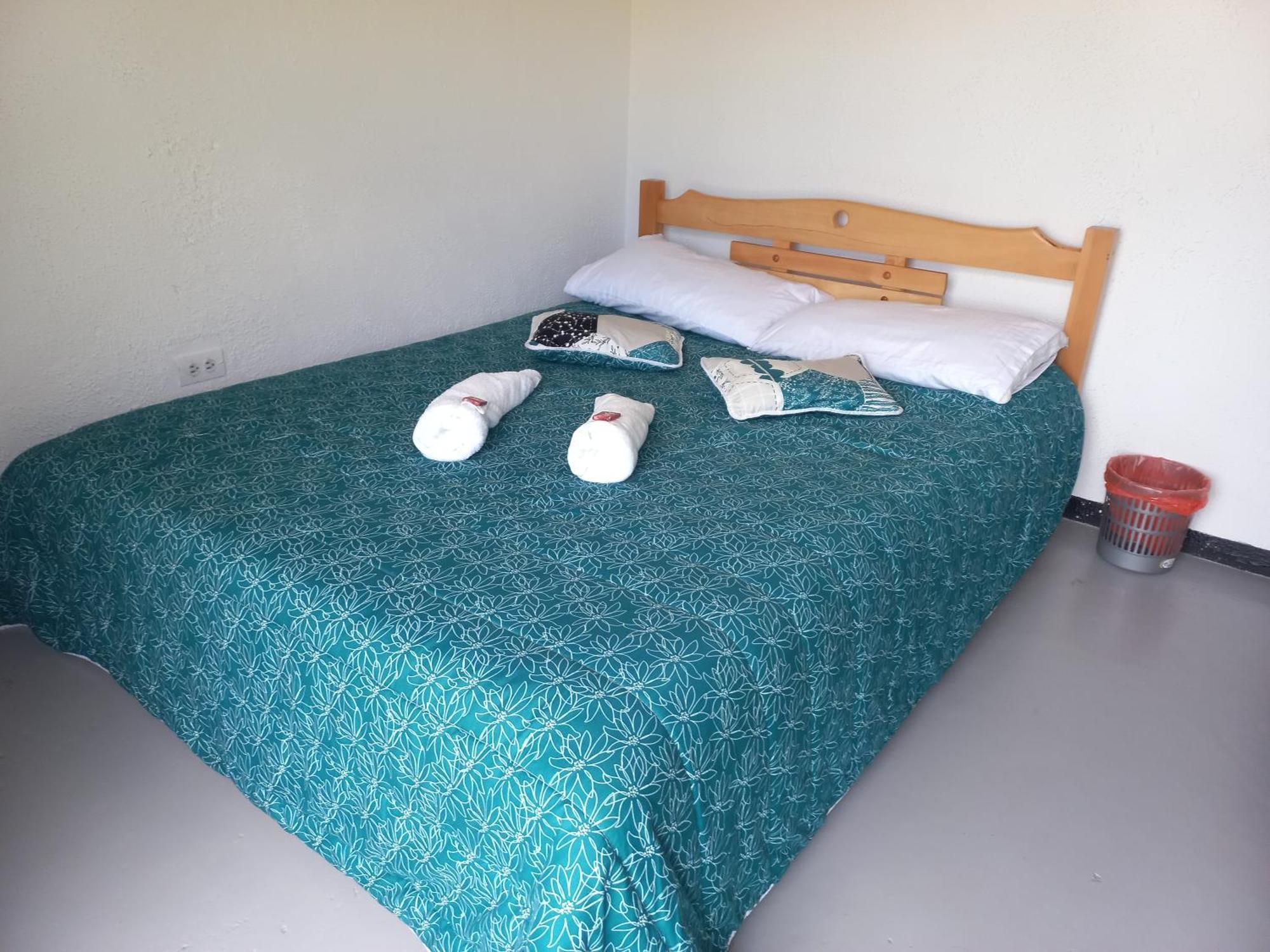 Hospedaje Y Camping Del Rio 蒙圭 外观 照片