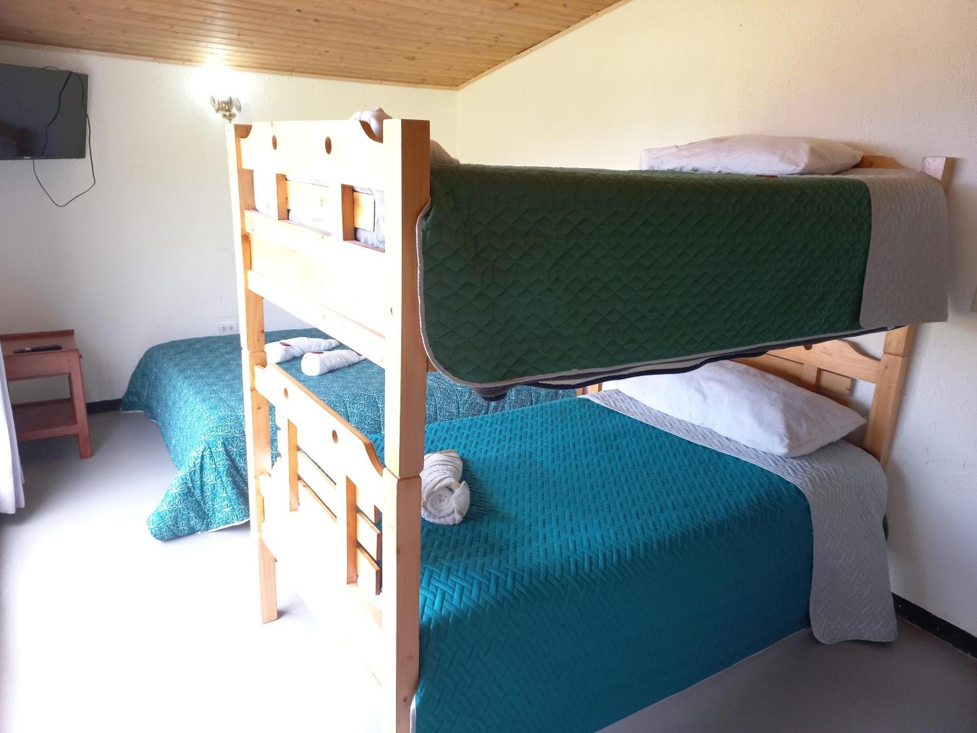 Hospedaje Y Camping Del Rio 蒙圭 外观 照片